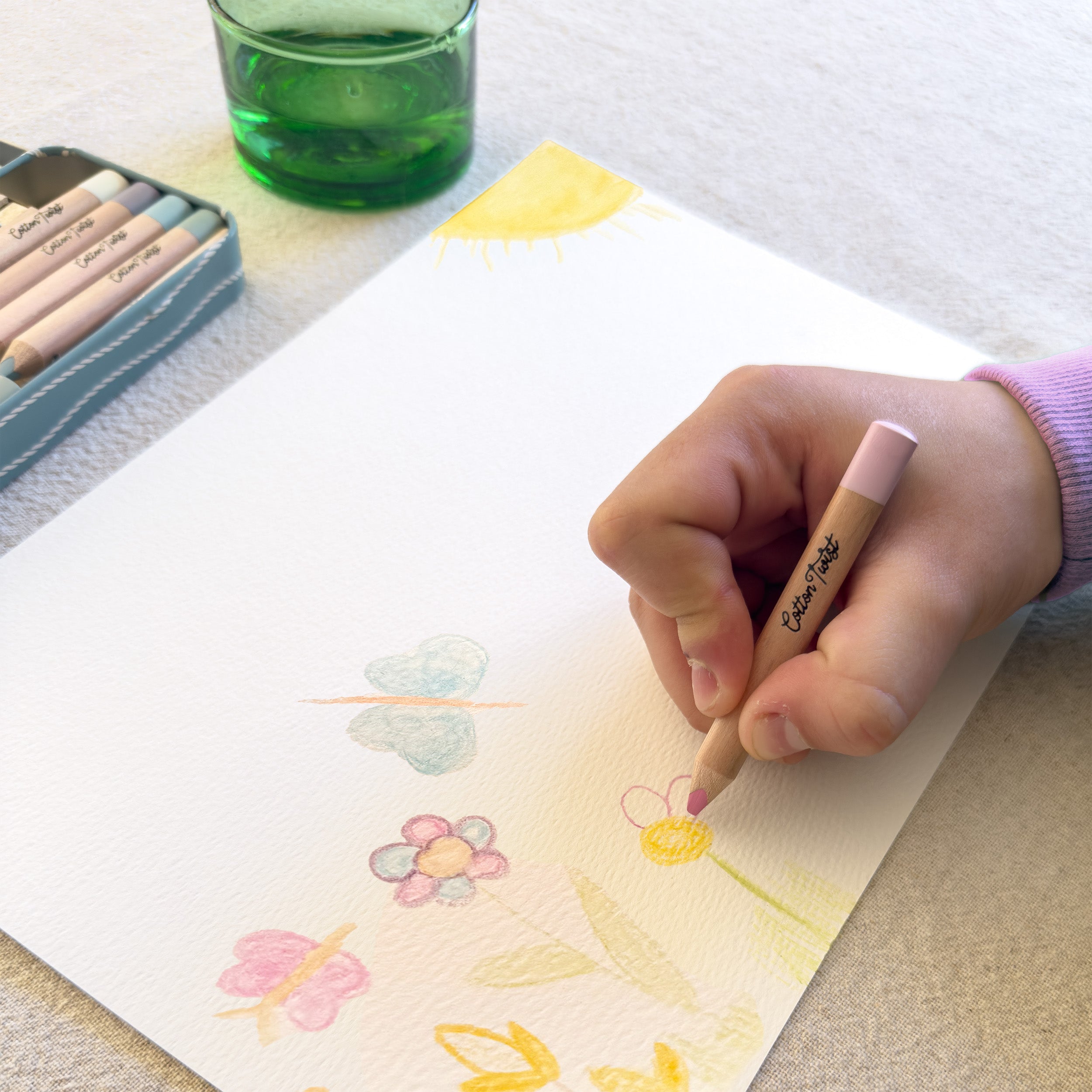 Guest Blog - How to Encourage Independent Play: A Screen-Free Guide