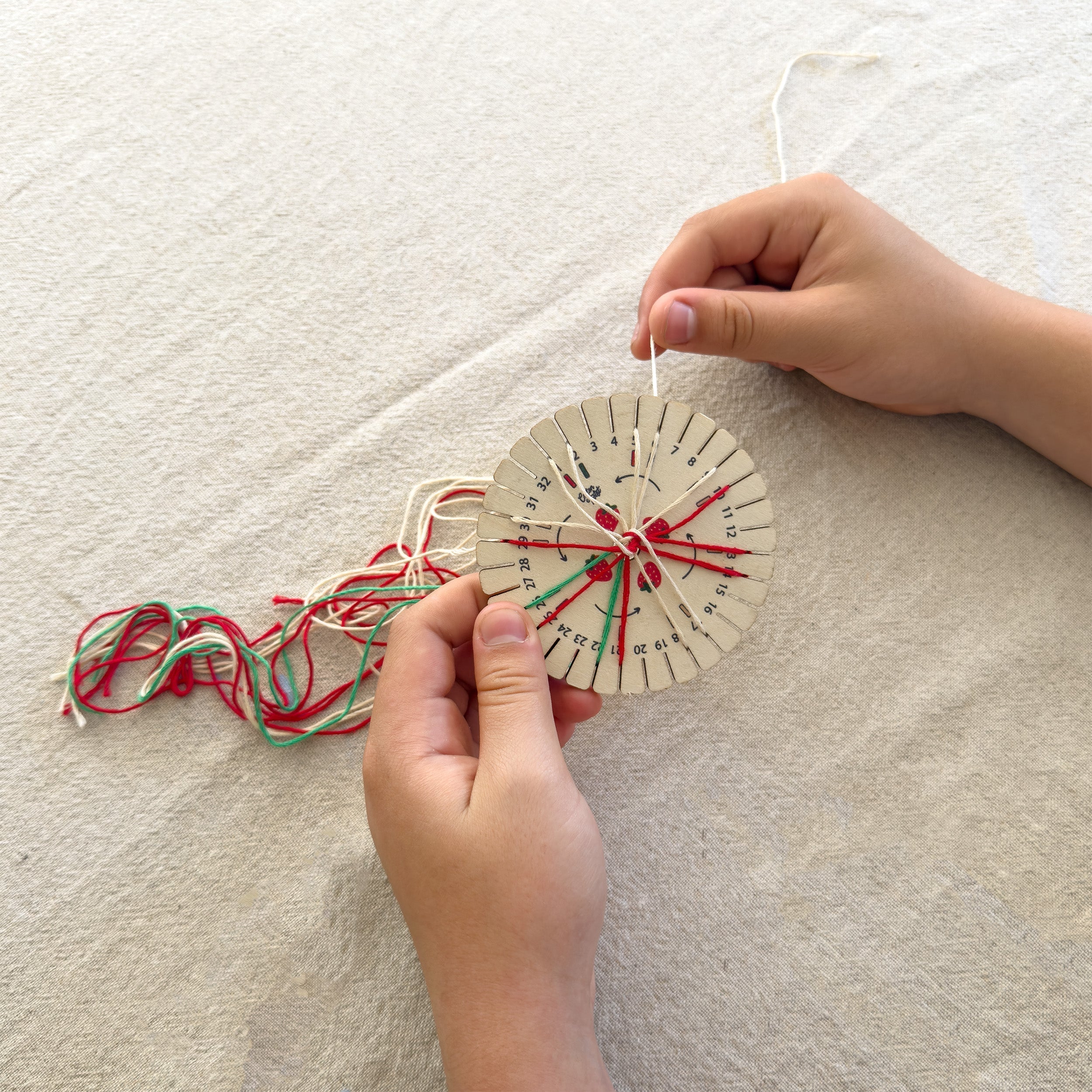 How to Make a Kumihimo Bracelet